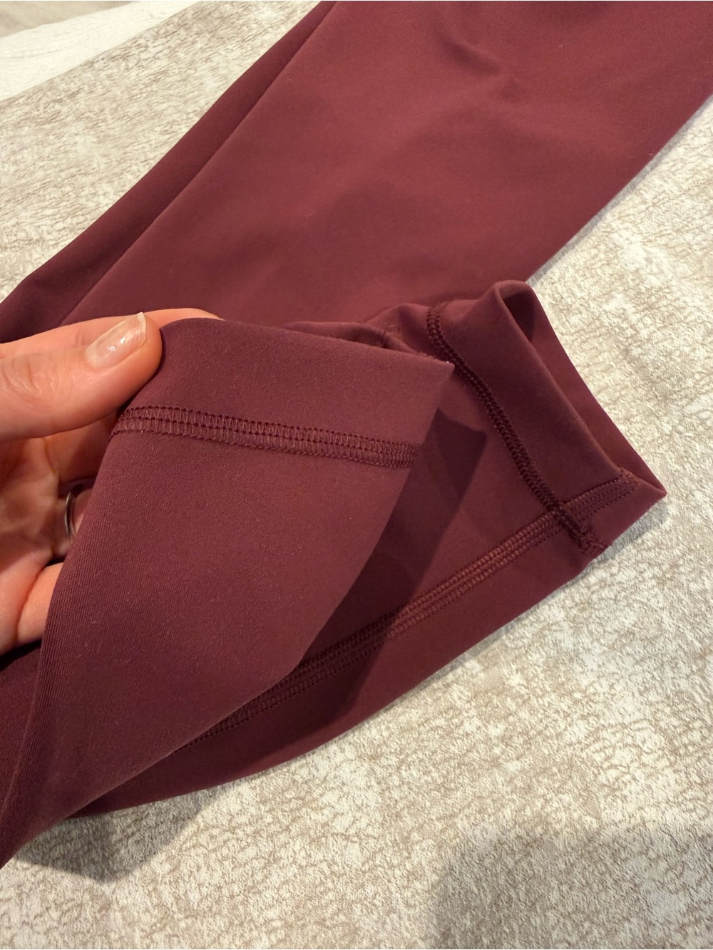 Lululemon Wunder Train 25” sz 2 Women's High-Rise Performance Leggings - Wine - Picture 6 of 8